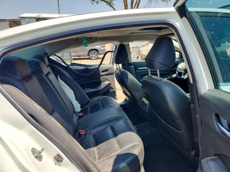 2019 NISSAN ALTIMA SL 10