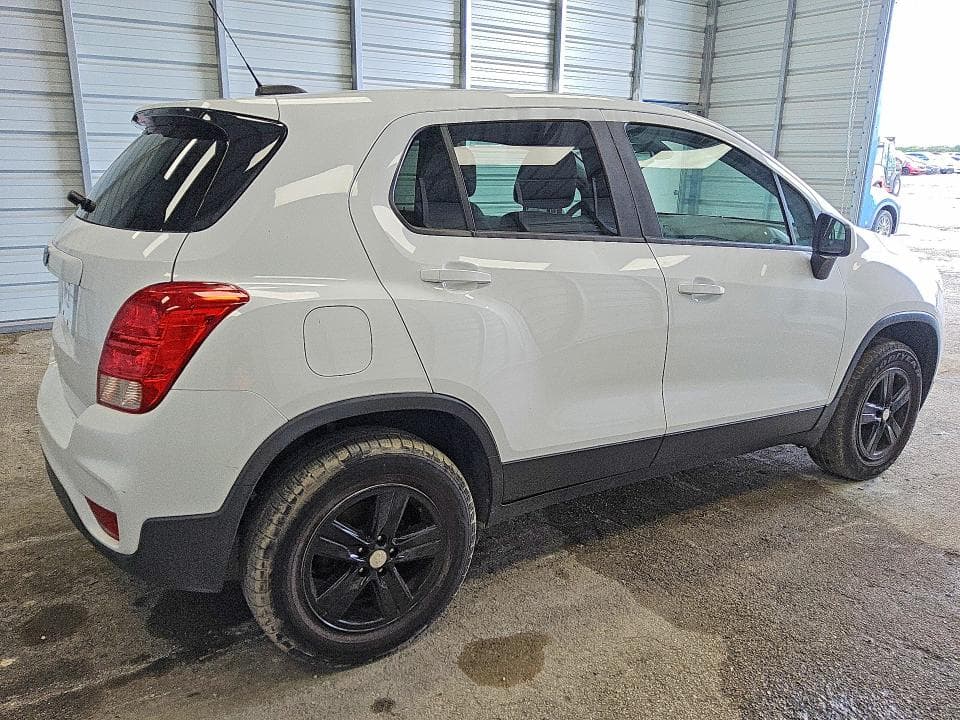2017 CHEVROLET TRAX LS 3
