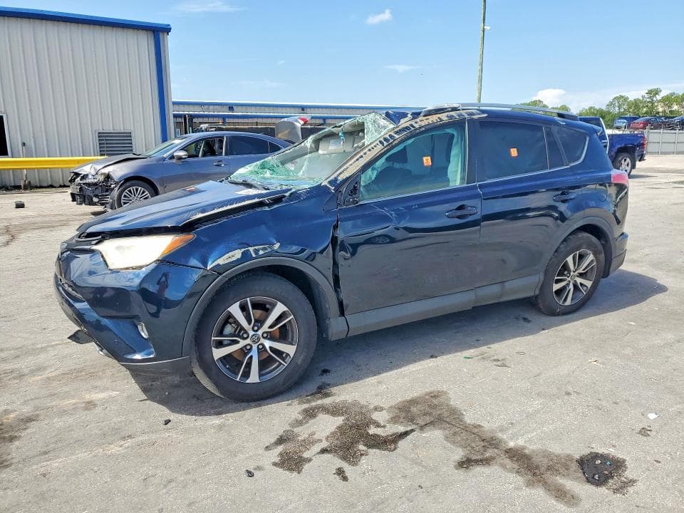 2018 TOYOTA RAV4 XLE - 1