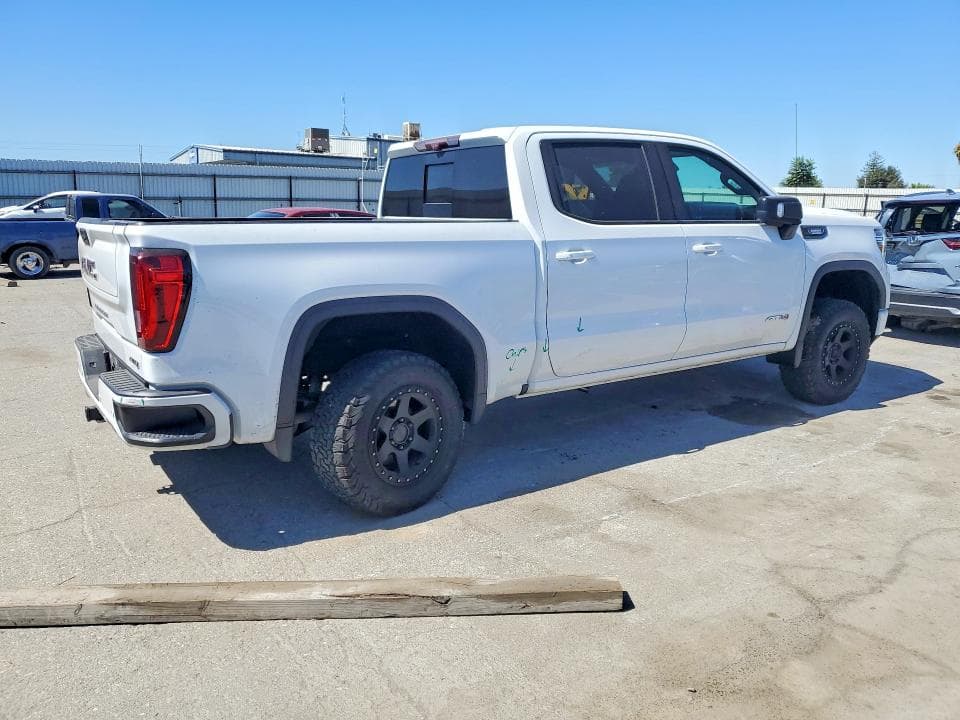 2021 GMC SIERRA K1500 AT4 3