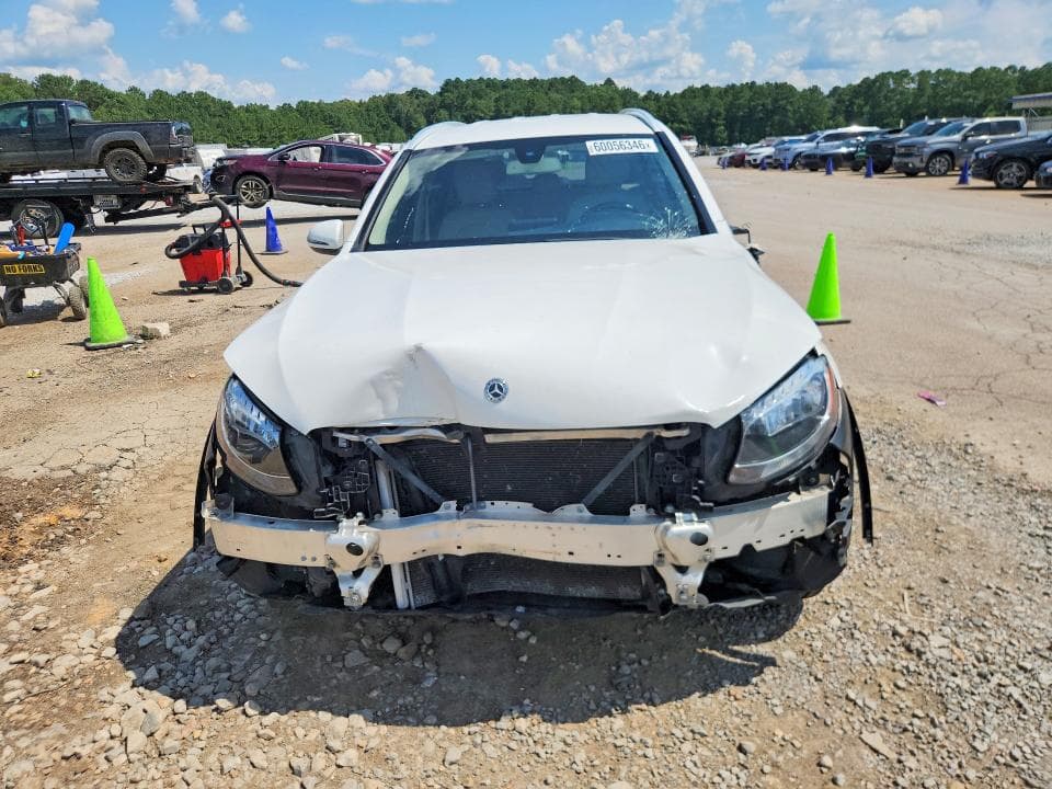 2018 MERCEDES-BENZ GLC 300 300 5