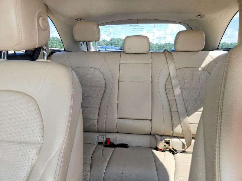 2018 MERCEDES-BENZ GLC 300 300 10