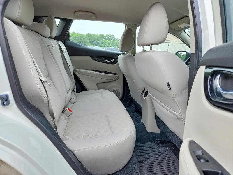 2019 NISSAN ROGUE SPORT SV 11
