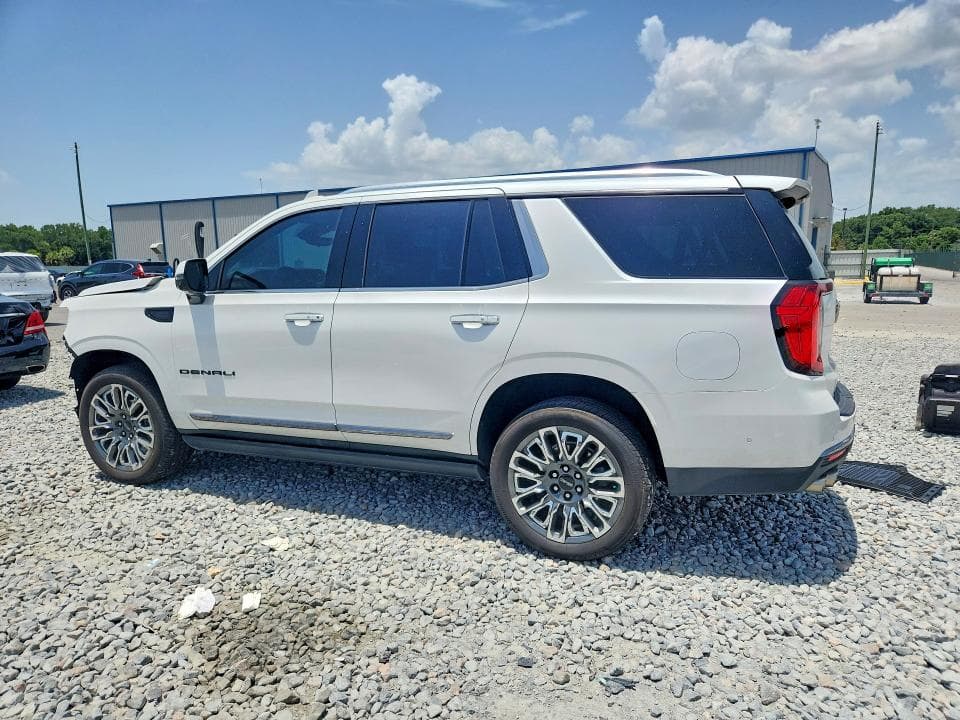 2024 GMC YUKON DENALI ULTIMATE 2