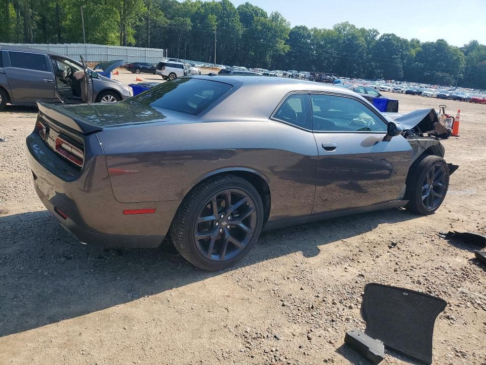 2022 DODGE CHALLENGER R/T 3