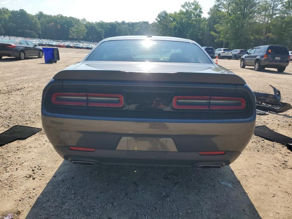 2022 DODGE CHALLENGER R/T 6