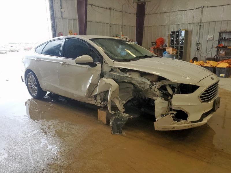 2020 FORD FUSION SE 4