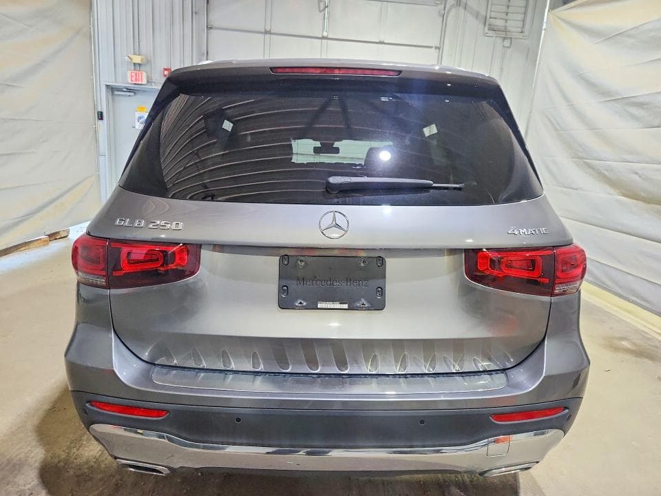 2021 MERCEDES-BENZ GLB 250 4MATIC 6
