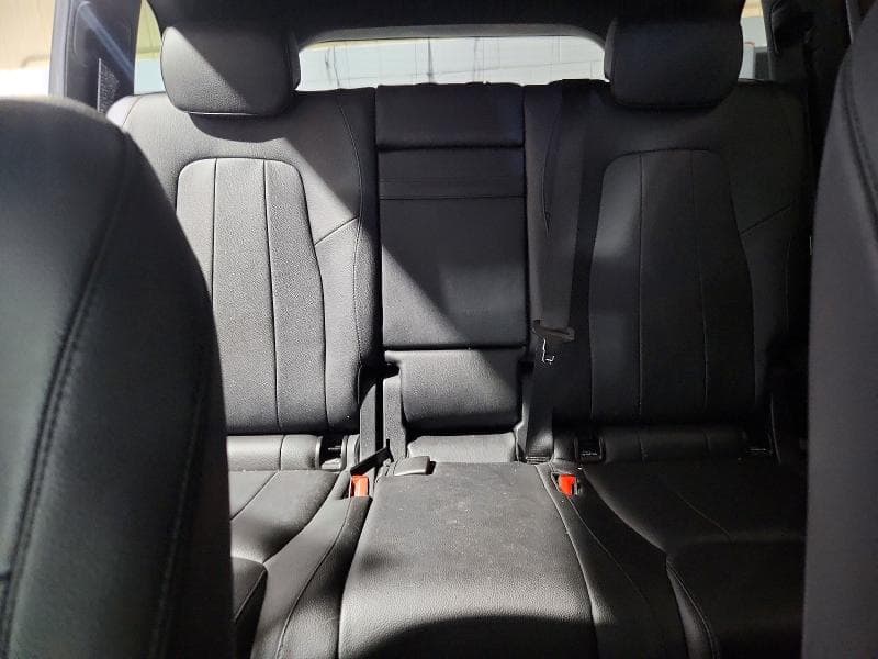 2021 MERCEDES-BENZ GLB 250 4MATIC 10