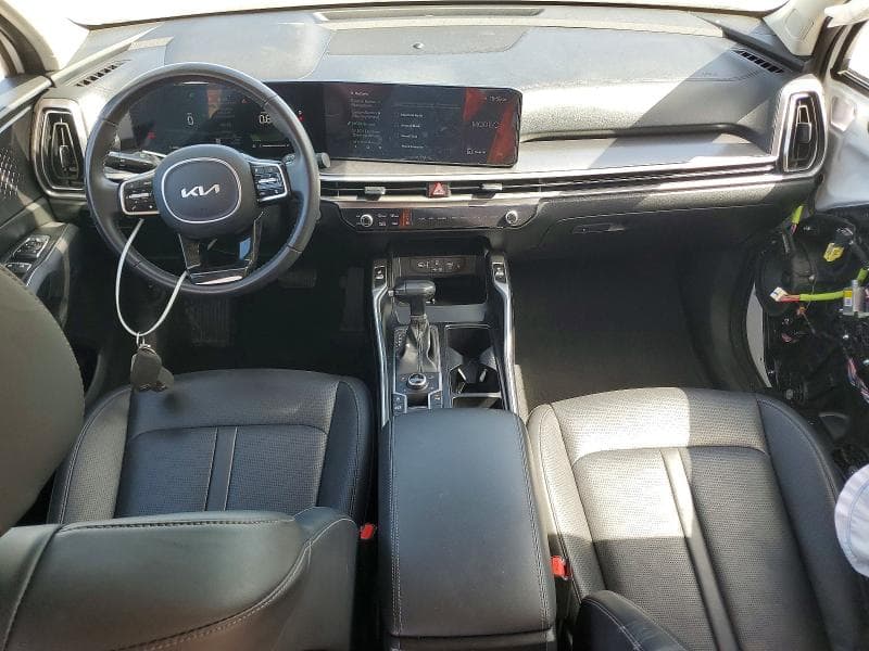 2024 KIA SORENTO S 8