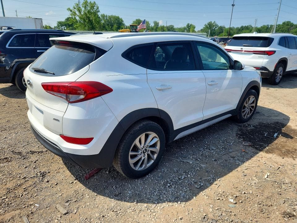 2017 HYUNDAI TUCSON SE SE 3