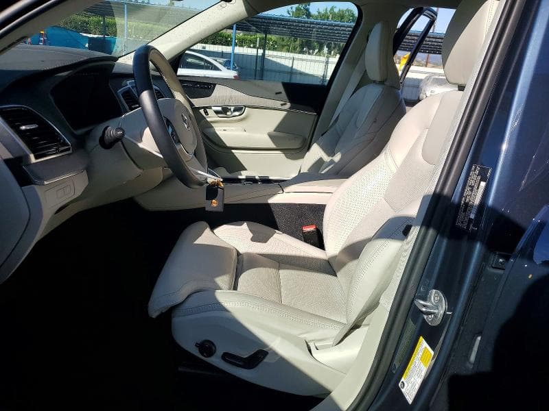 2025 VOLVO XC90 ULTRA 7