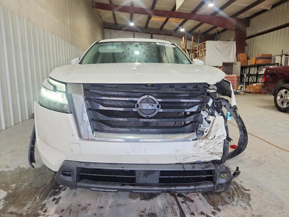 2022 NISSAN PATHFINDER SV 5