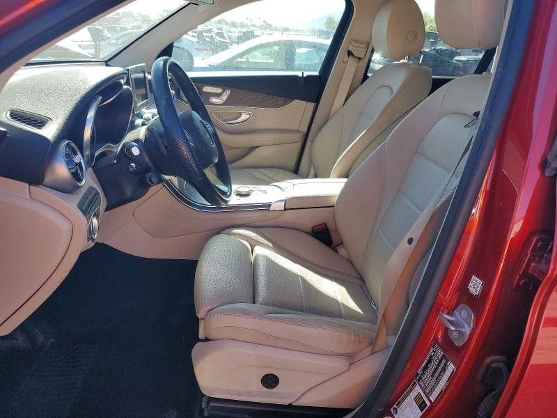 2019 MERCEDES-BENZ GLC 350E 7