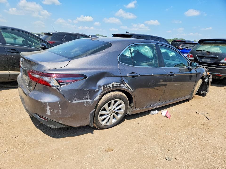 2024 TOYOTA CAMRY LE 3