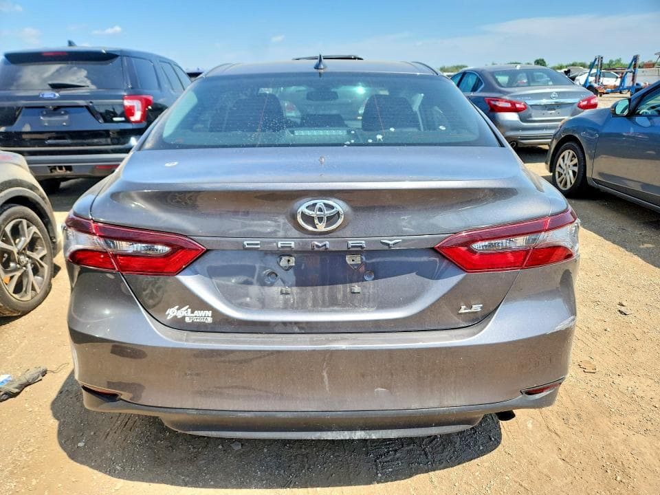 2024 TOYOTA CAMRY LE 6