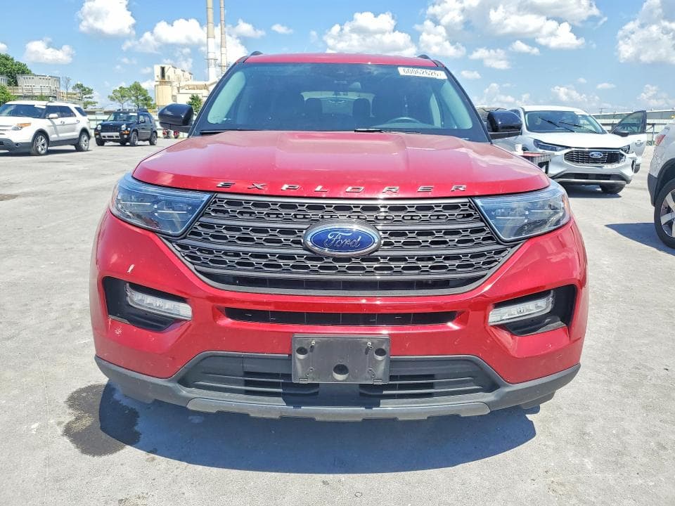 2022 FORD EXPLORER XLT 5