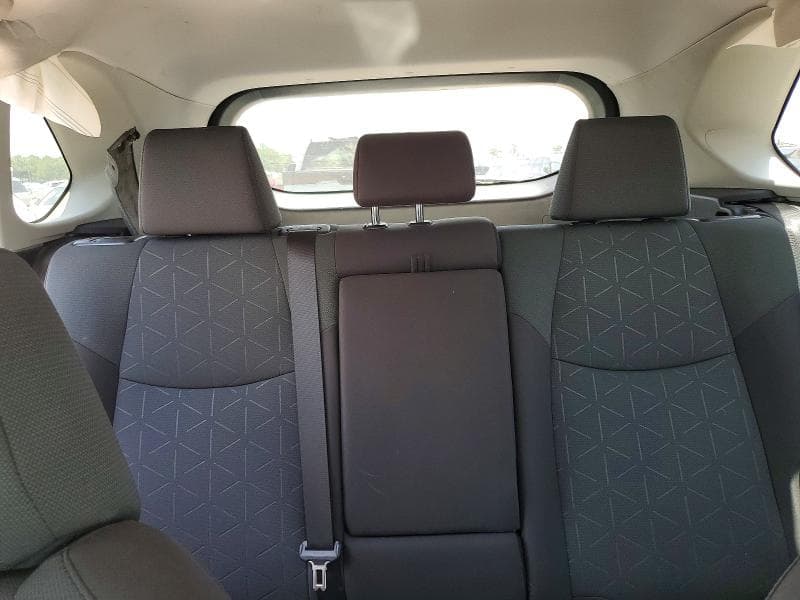 2023 TOYOTA RAV4 XLE 10