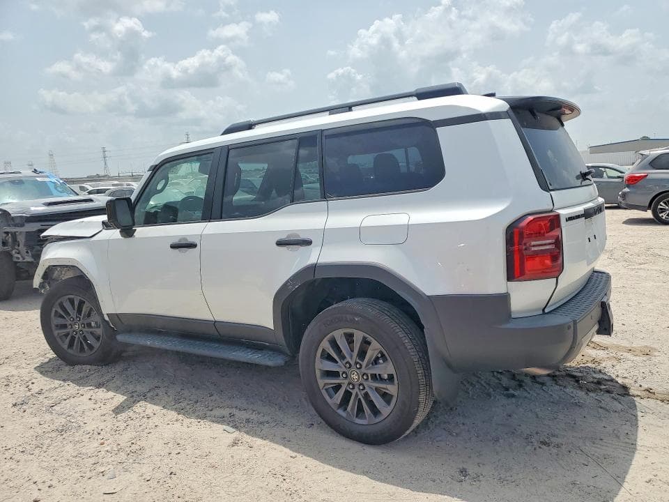 2026 TOYOTA LAND CRUISER BASE 2