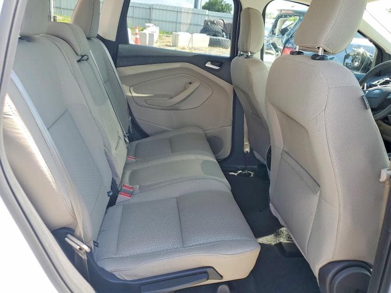 2018 FORD ESCAPE SE 11