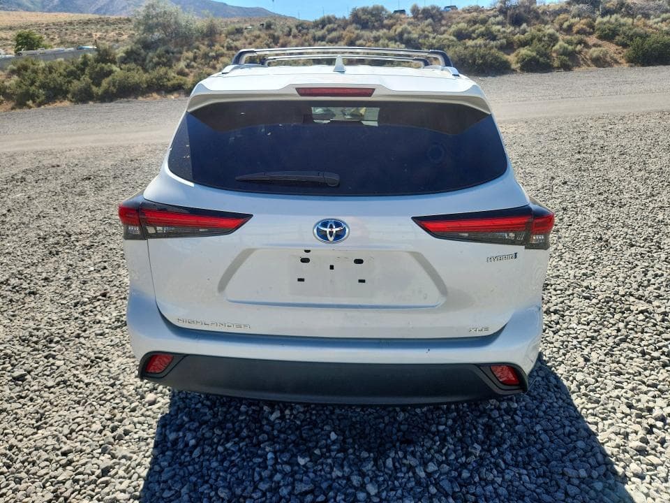 2021 TOYOTA HIGHLANDER HYBRID XLE 6