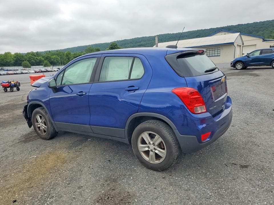 2017 CHEVROLET TRAX LS 2