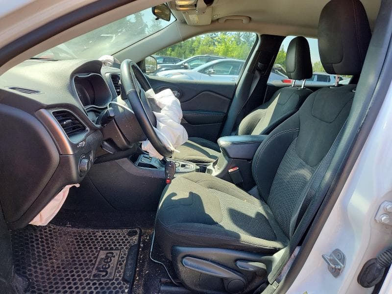 2019 JEEP CHEROKEE SPORT 7
