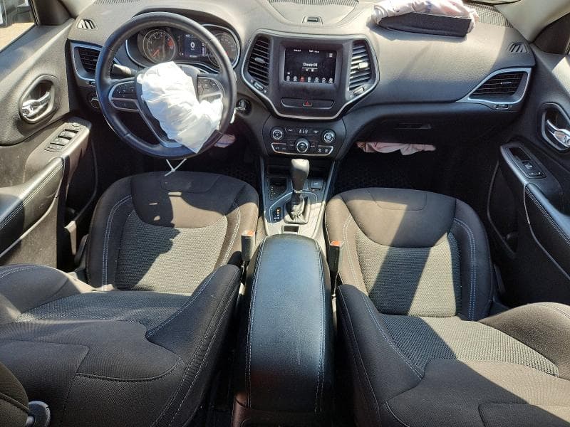 2019 JEEP CHEROKEE SPORT 8