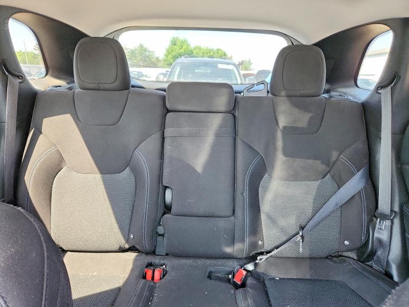 2019 JEEP CHEROKEE SPORT 10