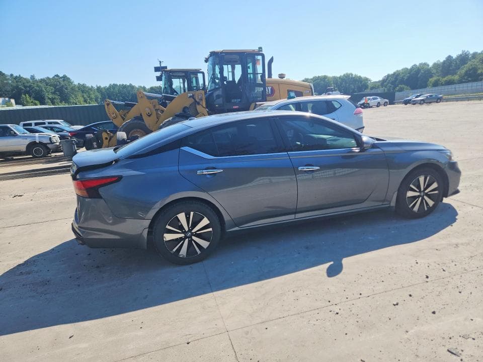 2021 NISSAN ALTIMA SL 3
