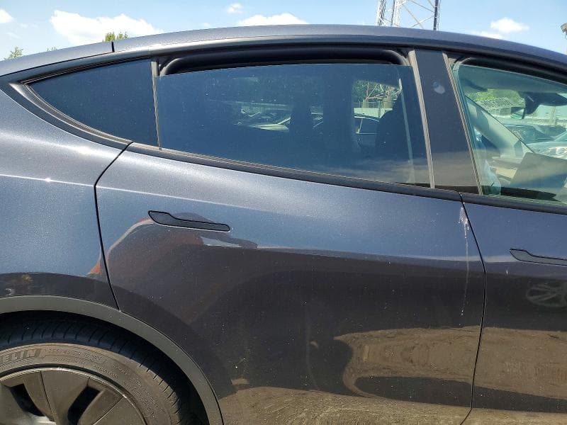 2024 TESLA MODEL Y 11