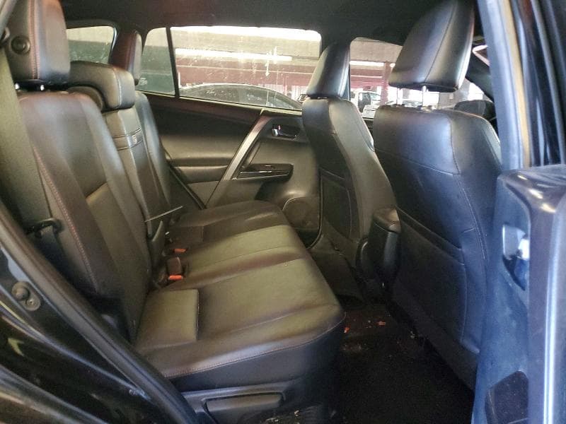 2018 TOYOTA RAV4 HV SE SE 11