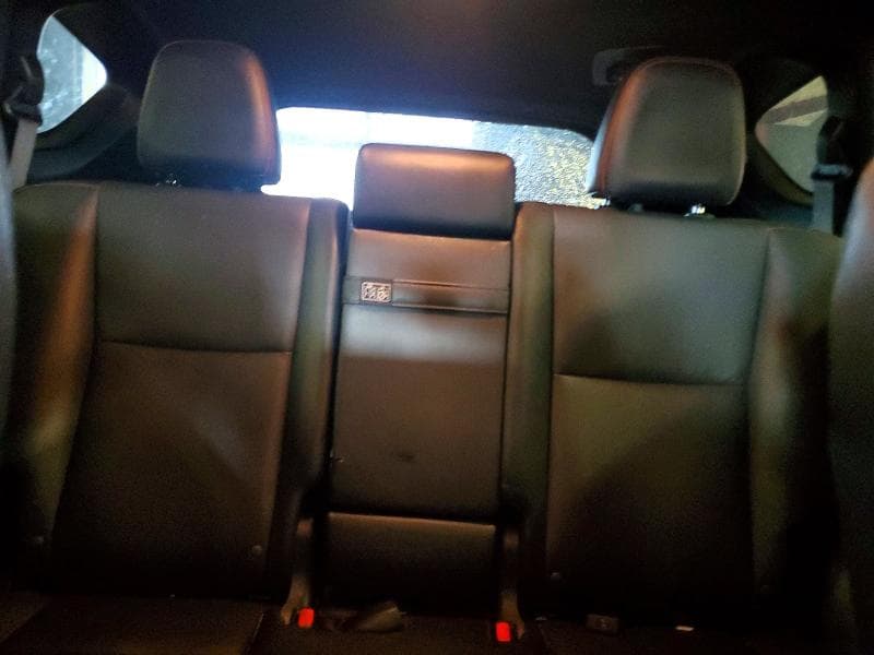 2018 TOYOTA RAV4 HV SE SE 10