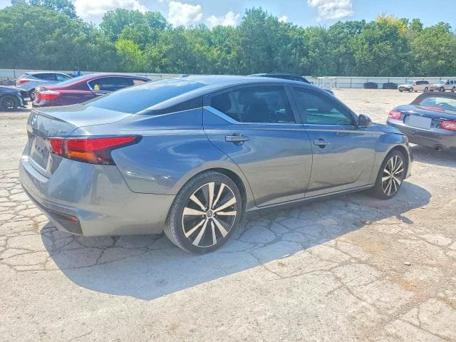 2022 NISSAN ALTIMA SR SR 3