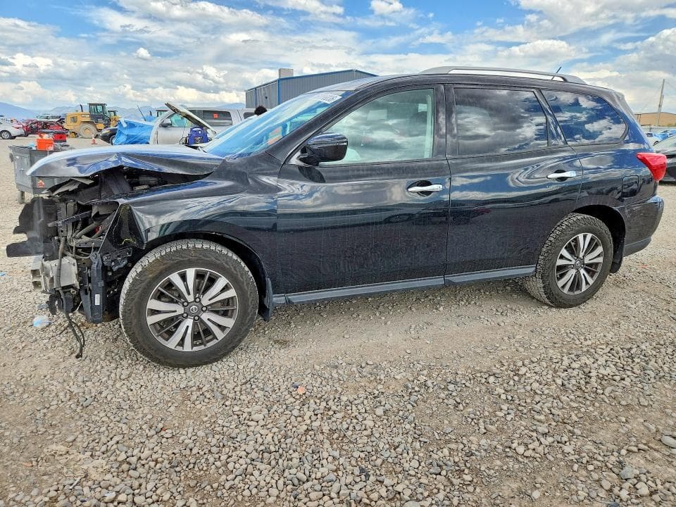 2017 NISSAN PATHFINDER S - 1