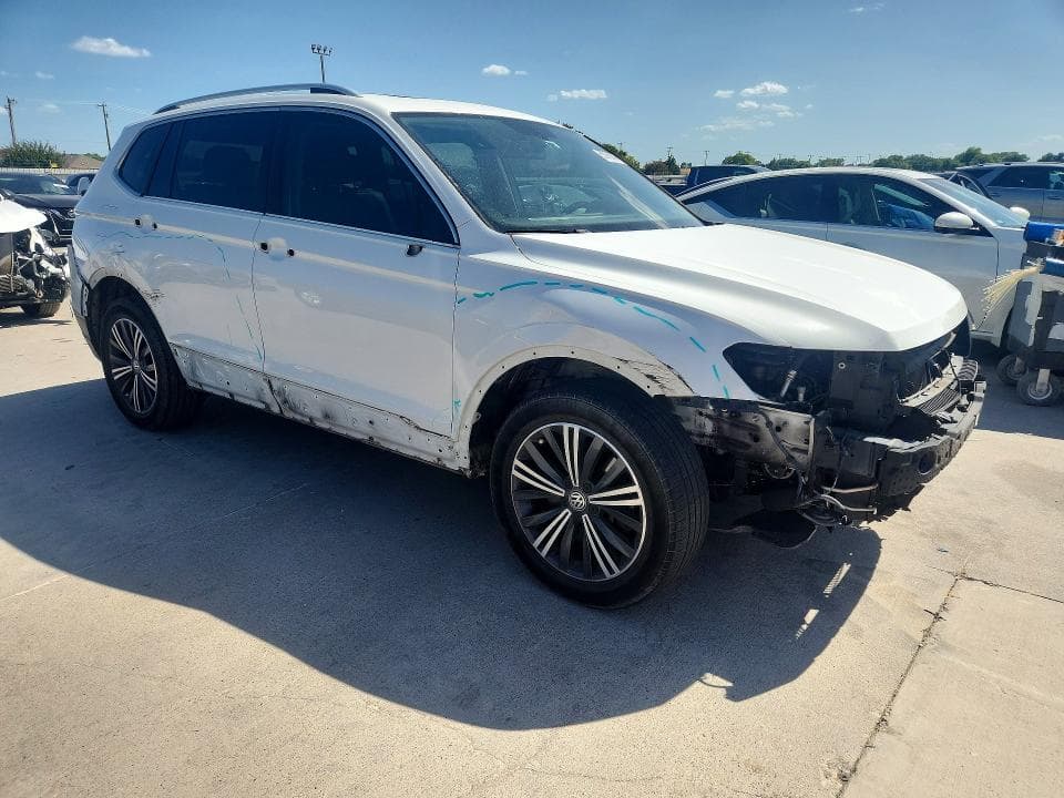 2018 VOLKSWAGEN TIGUAN SE 4