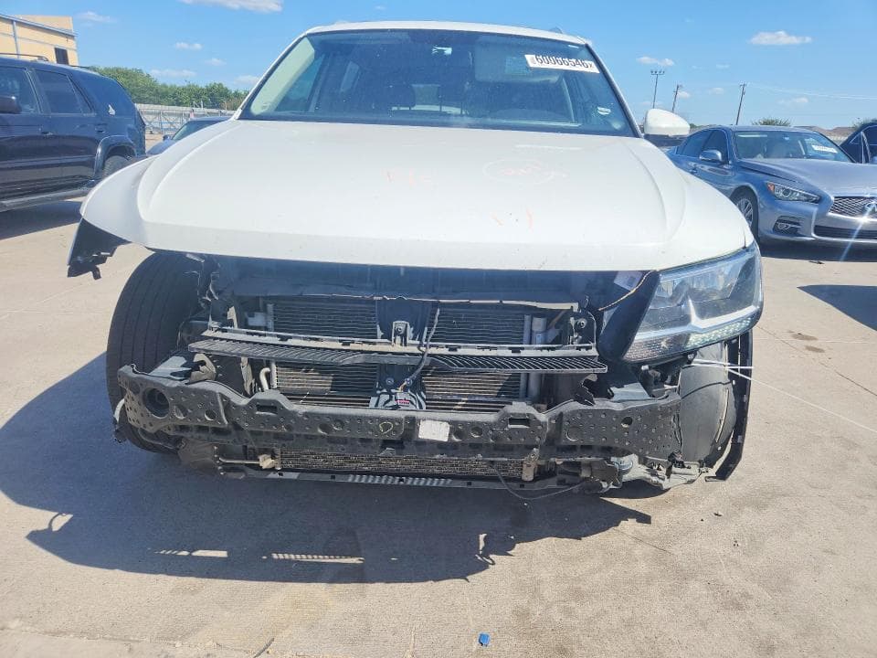 2018 VOLKSWAGEN TIGUAN SE 5