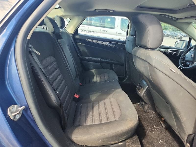 2018 FORD FUSION SE 10
