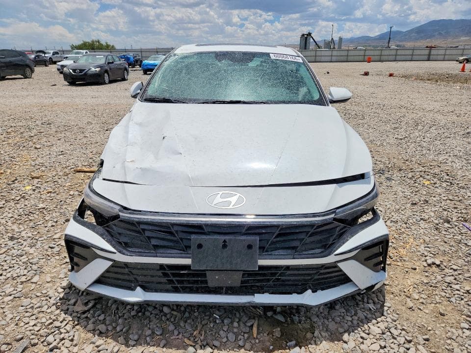 2025 HYUNDAI ELANTRA SEL 5