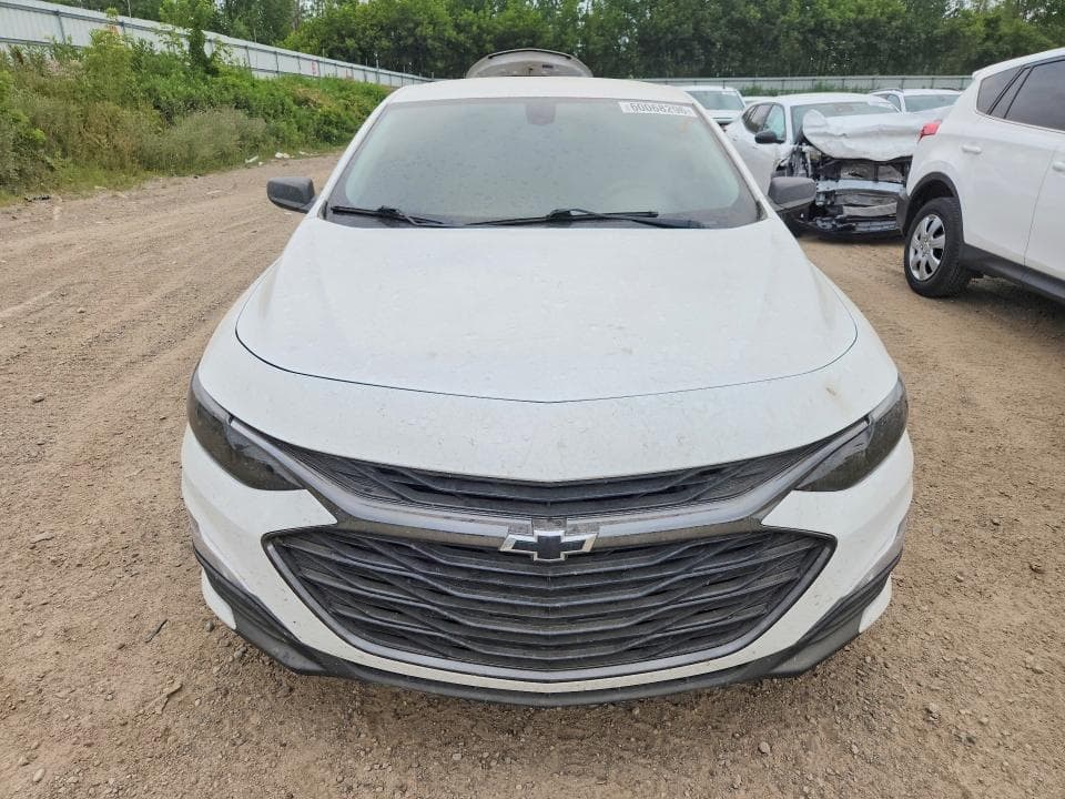 2019 CHEVROLET MALIBU RS 5