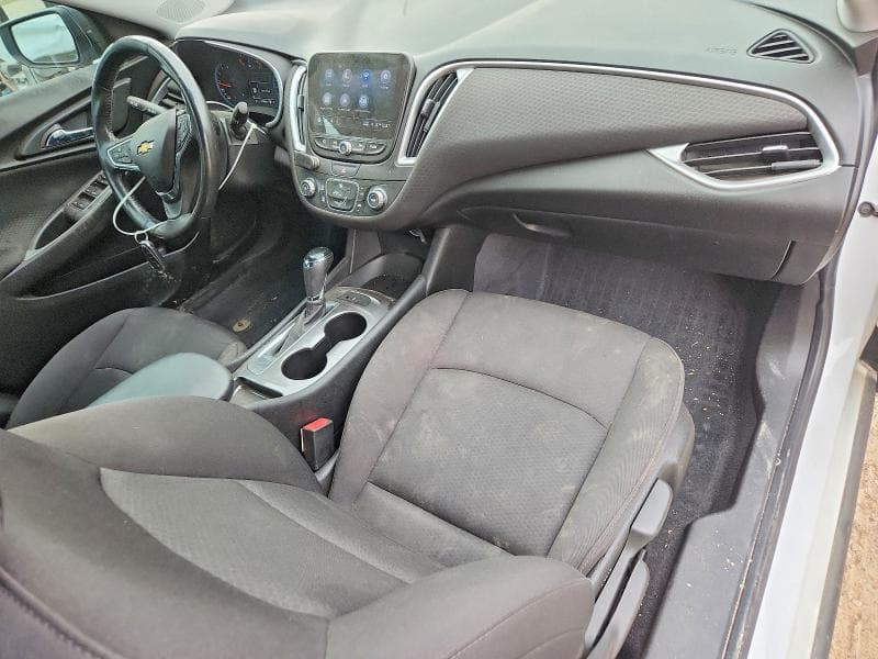2019 CHEVROLET MALIBU RS 8