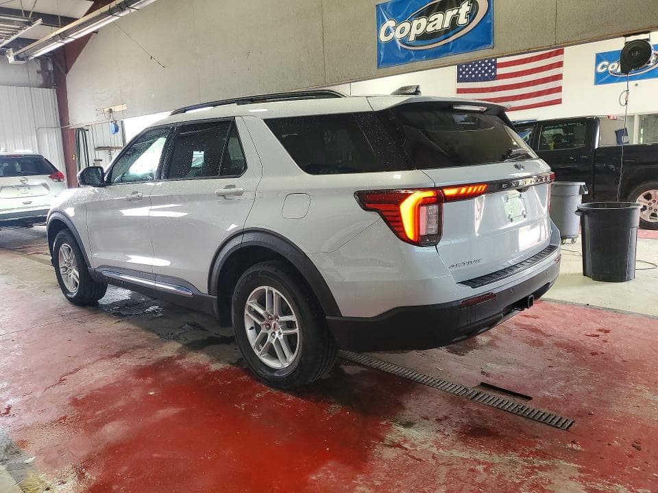 2025 FORD EXPLORER 2