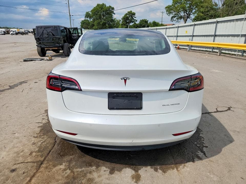 2021 TESLA MODEL 3 6