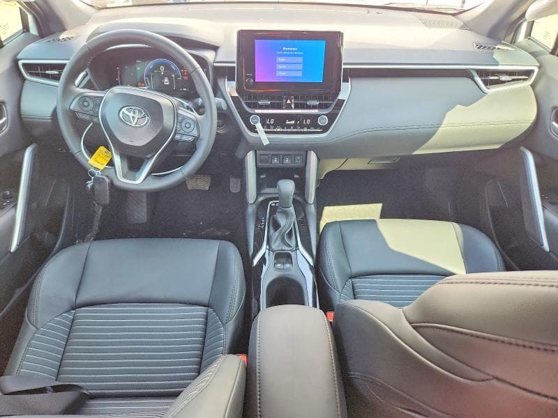 2025 TOYOTA COROLLA CROSS HYBRID XSE XSE 8