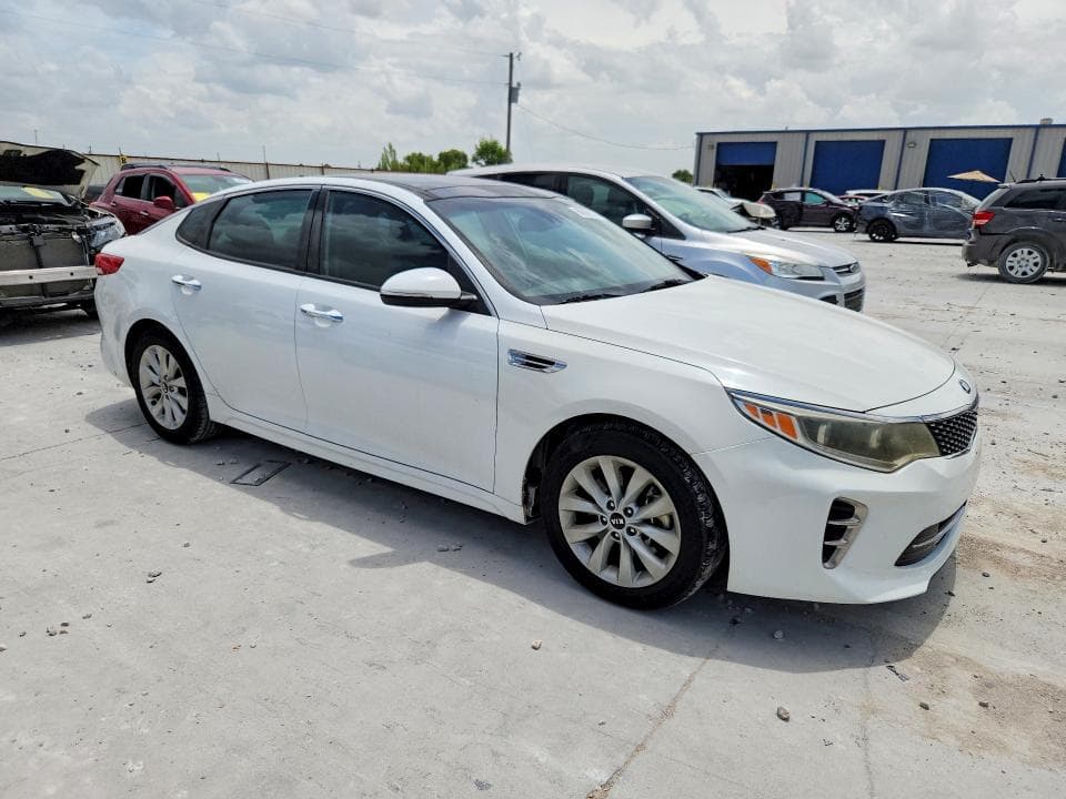 2017 KIA OPTIMA EX 4