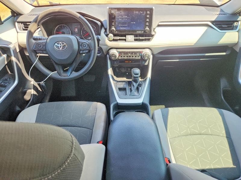 2020 TOYOTA RAV4 XLE XLE 8