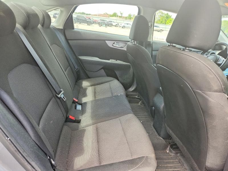 2024 KIA FORTE LXS 10