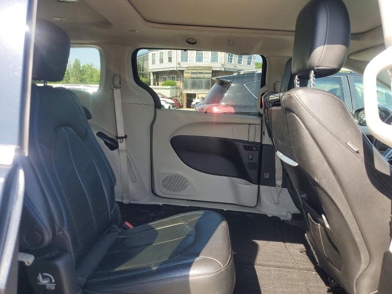 2021 CHRYSLER PACIFICA TOURING L 11
