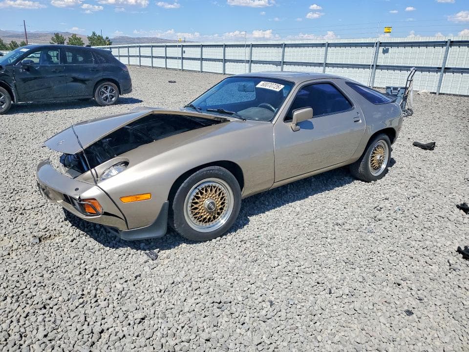 1985 PORSCHE 928 S 1