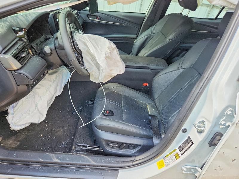 2025 TOYOTA CAMRY XSE 7